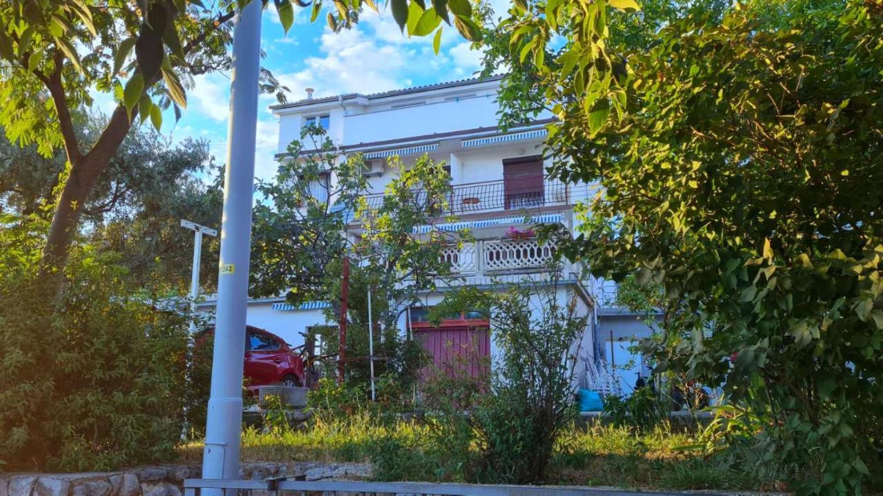 Guesthouse Marija Novi Vinodolski Extérieur photo