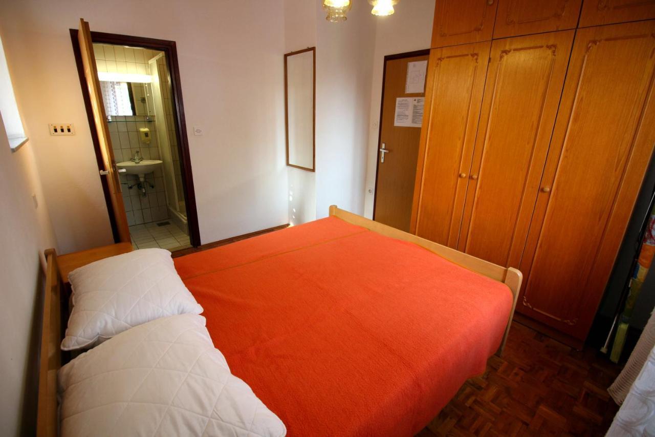 Guesthouse Marija Novi Vinodolski Extérieur photo