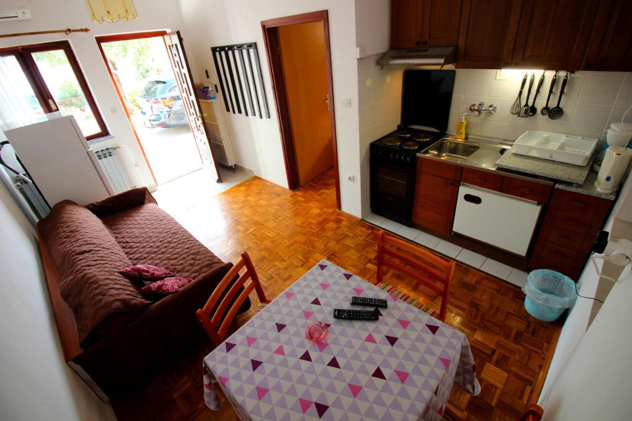 Guesthouse Marija Novi Vinodolski Extérieur photo