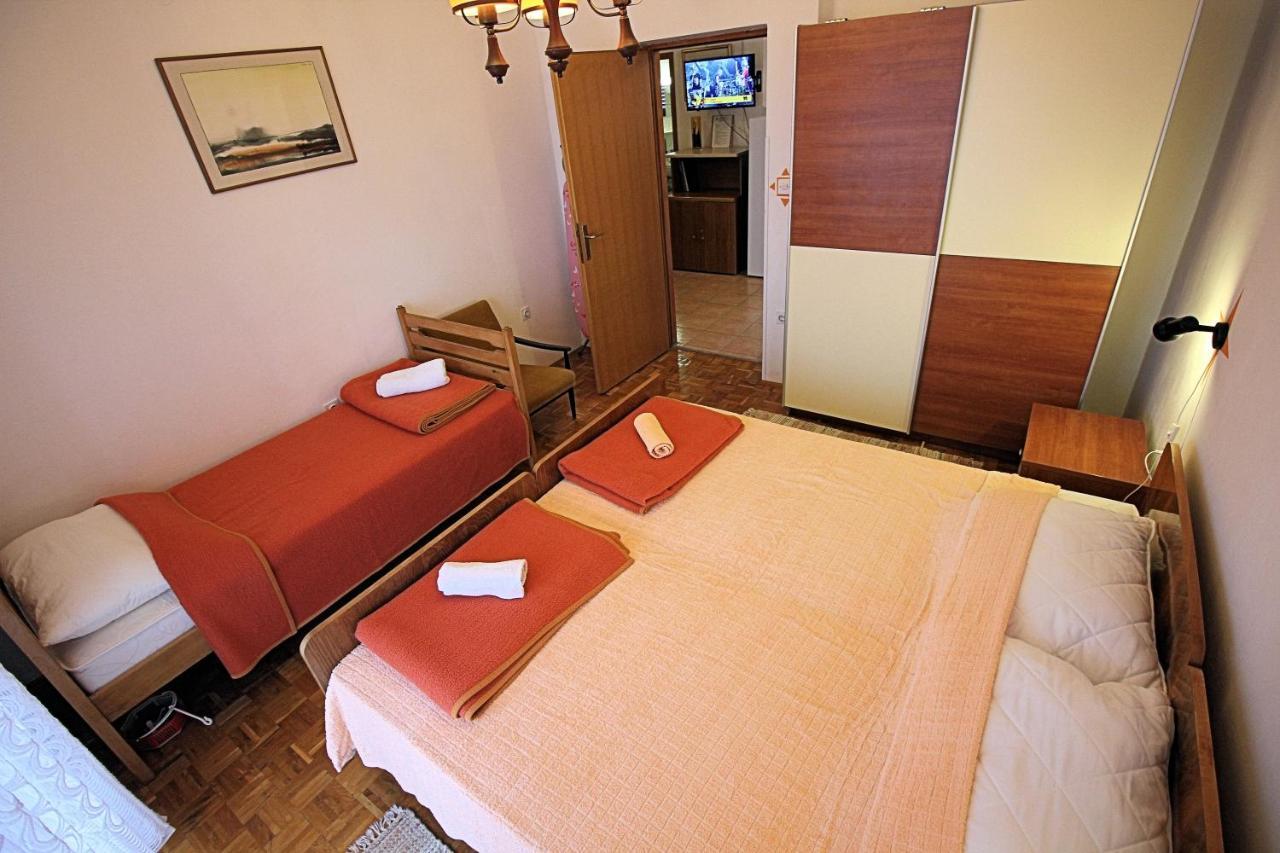 Guesthouse Marija Novi Vinodolski Extérieur photo