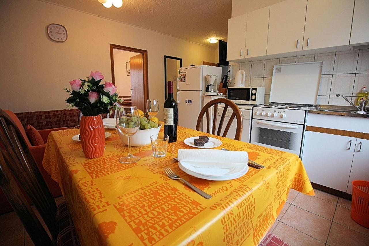Guesthouse Marija Novi Vinodolski Extérieur photo