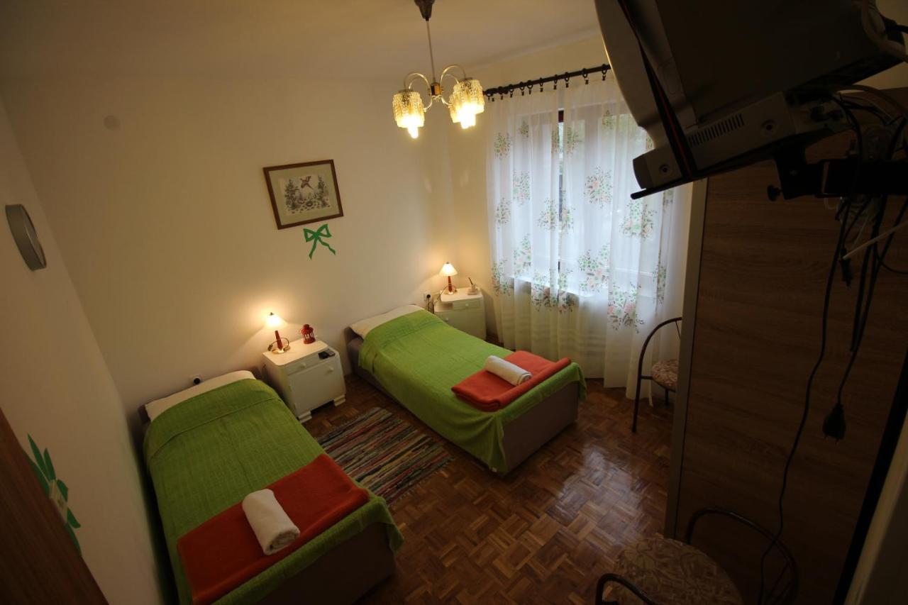 Guesthouse Marija Novi Vinodolski Extérieur photo